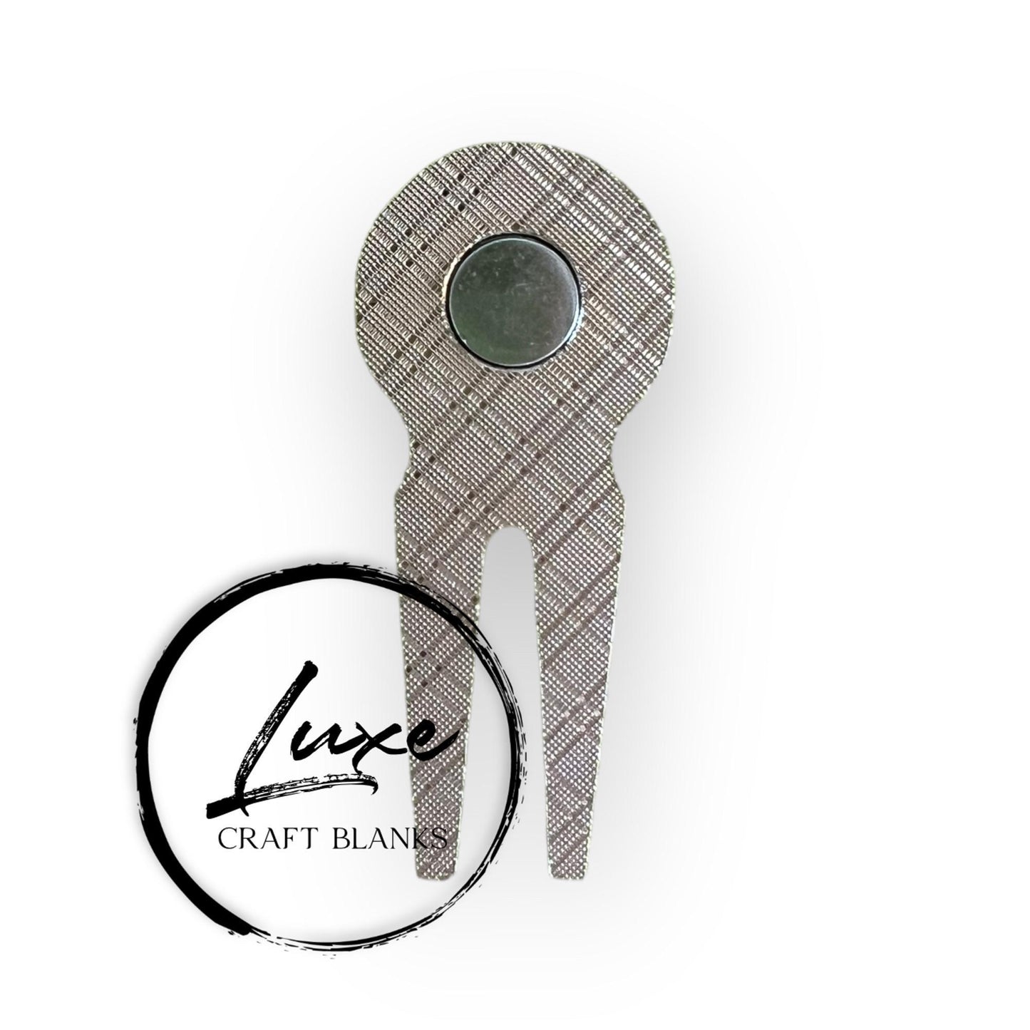 Golf Divot Marker